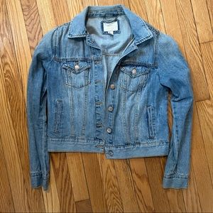 Light wash Jean jacket